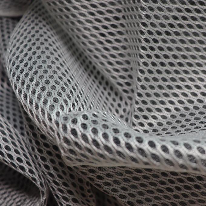 Kain 3D Mesh Hitam 100% Polyester Bahan Mesh Bernafas Untuk Sofa 1
