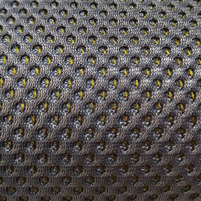 Good price 100% Polyester 3D Spacer Mesh 390 - 460GSM Bahan Kain Rantai Rantai yang menyerap kelembaban on line