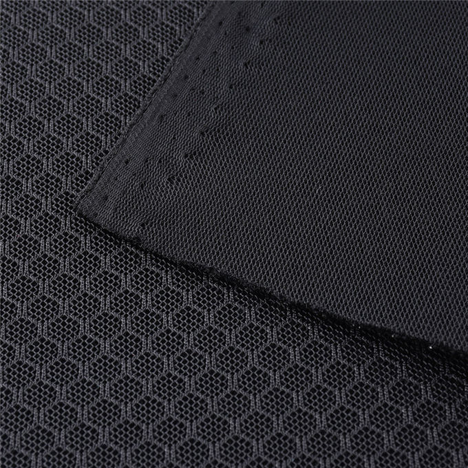 Bahan Air Mesh Bernafas Daur Ulang Polyester Mesh 3mm 57in 400gsm 1