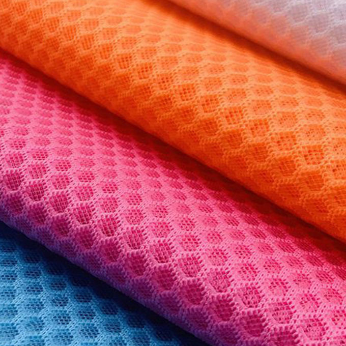 100% Polyester Daur Ulang Polyester Mesh Dipakaikan Airmesh 3D Mesh Material 5