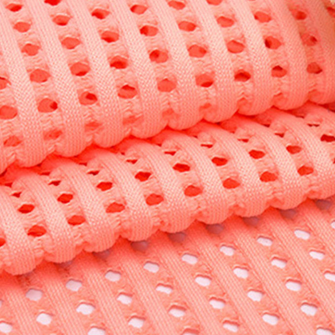 3 - 6mm 350 - 560GSM Warp Knit Mesh 3d Spacer Mesh Fabric Untuk Garment 1