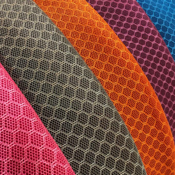 3mm Knitted Airmesh 250GSM Polyester Sports Mesh Fabric Tearproof Untuk Bagasi 5